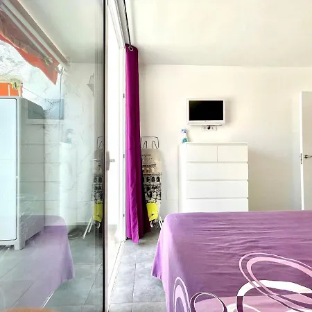 Cozy With Wifi, Pool, Near The Beach In Tenerife South