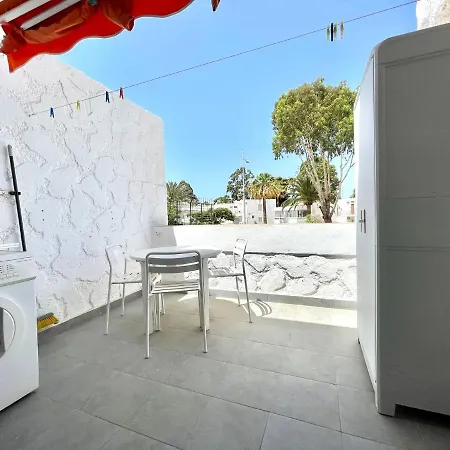 Apartment Cozy With Wifi, Pool, Near The Beach In Tenerife South *