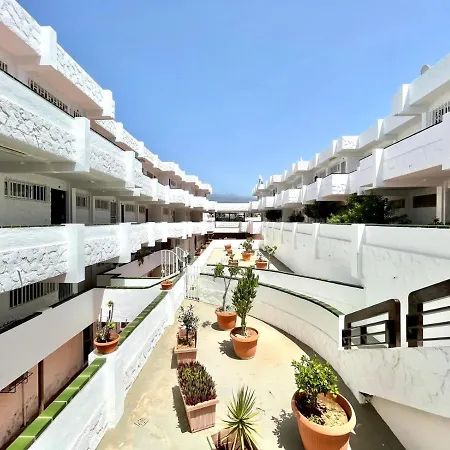 Cozy With Wifi, Pool, Near The Beach In Tenerife South Costa Del Silencio